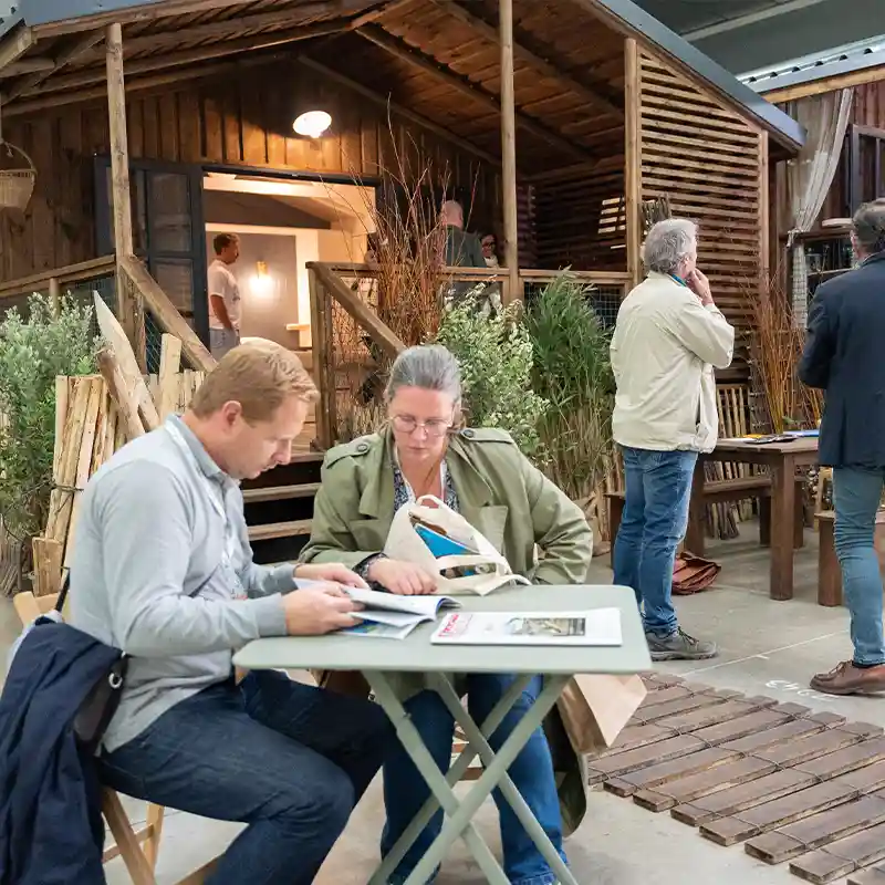 Halls A4 and B2 welcome specialists in rental accommodations:chalets, mobile homes, tents, etc.